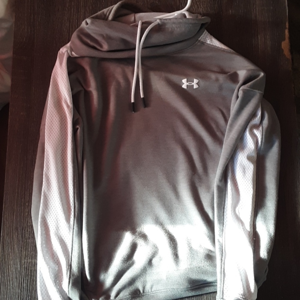 Under Armour sweatshirt